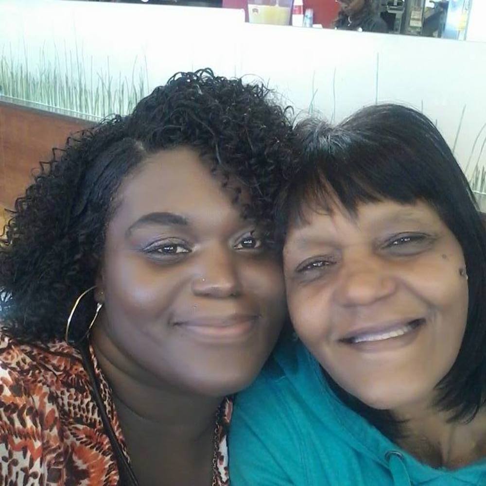 Meet your Posher, Sandora